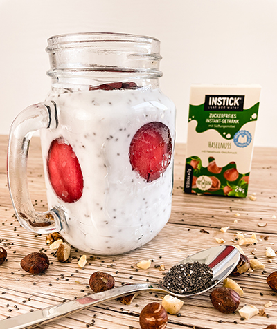 Haselnuss Chia Pudding mit INSTICK